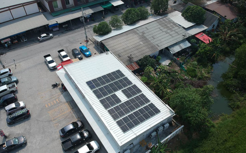 7 11 rooftop panels